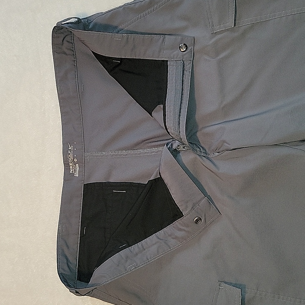 Nike Golf Dri-Fit Cargo Utility Shorts - Picture 6 of 7